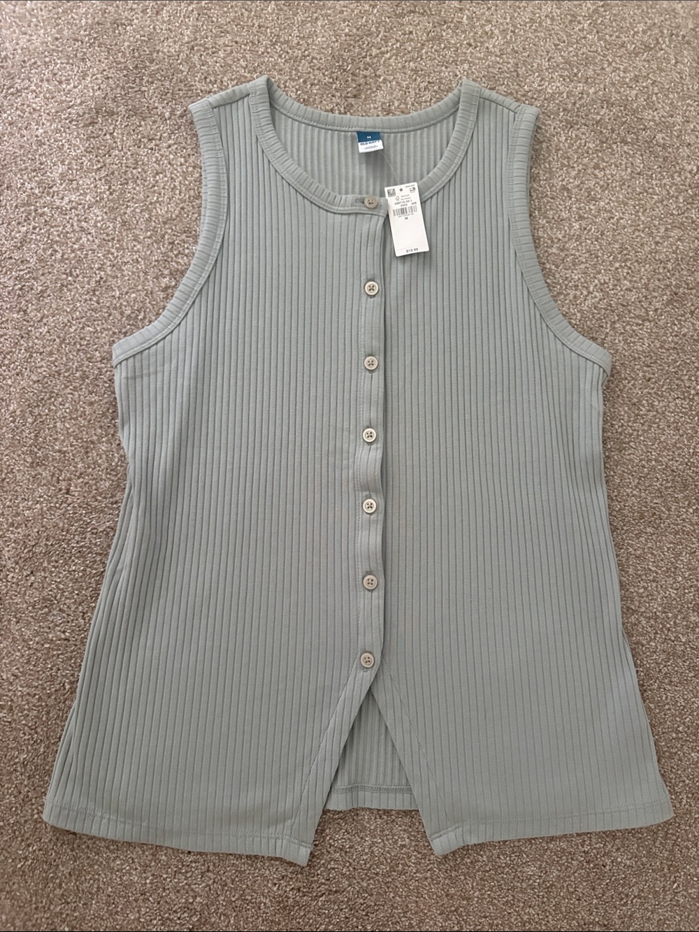 NWT Medium Womens Old Navy Ribbed Button-Front Tank - Sage Green